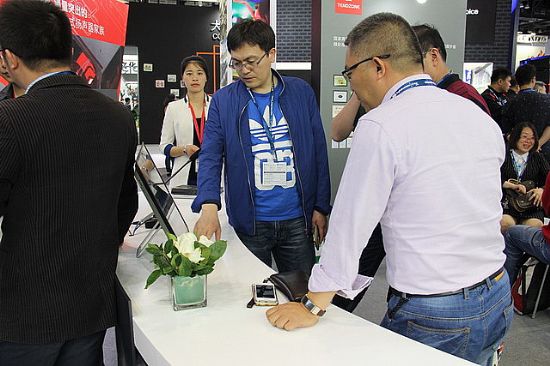 2016 InFoComm视听无限 东微用产品让你我零距离