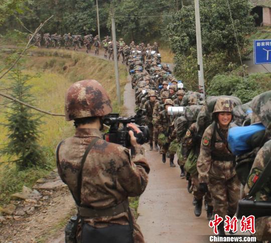 解放军第13集团军:“兵演兵”微电影激发尚武正能量