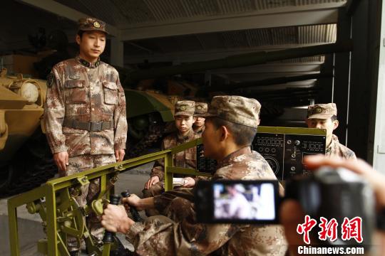 解放军第13集团军:“兵演兵”微电影激发尚武正能量