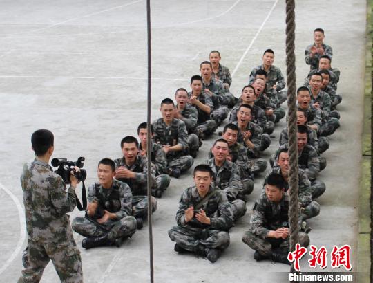 解放军第13集团军:“兵演兵”微电影激发尚武正能量