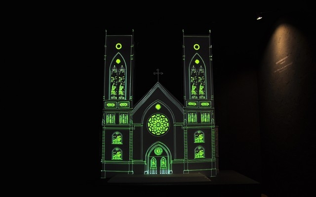 激光与投影 记莫奈时光映迹多媒体艺术展 