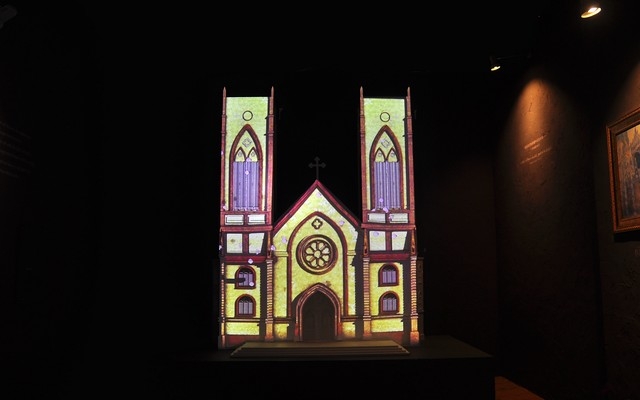 激光与投影 记莫奈时光映迹多媒体艺术展 