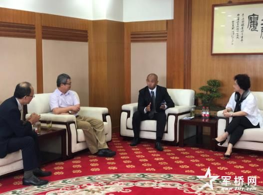 合作双方讨论未来合作愿景